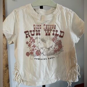 Shyanne Cream Graphic T-Shirt